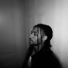 blurrywatersを聴いたり、ミュージックビデオを鑑賞したり、経歴やツアー日程などを確認したりしましょう！