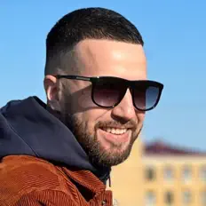 Listen to Вова Против, watch music videos, read bio, see tour dates & more!