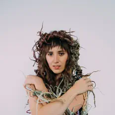 Escucha a Fenja, mira vídeos musicales, lee la biografía, consulta fechas de giras y mucho más.