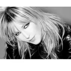 Escucha a Leiana, mira vídeos musicales, lee la biografía, consulta fechas de giras y mucho más.