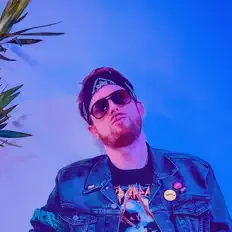 Ascolta Viktor von Victor, guarda video musicali, leggi la biografia, vedi le date del tour & altro!