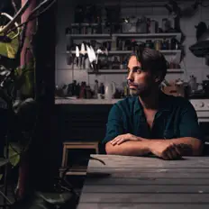 Listen to André Henriques, watch music videos, read bio, see tour dates & more!