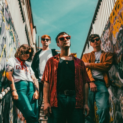 Listen to Sarpa Salpa, watch music videos, read bio, see tour dates & more!