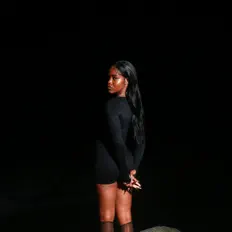 Adetola을(를) 듣고, 뮤직 비디오를 보고, 약력을 읽고, 투어 일정 등을 확인하세요!