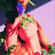 Escucha a Leah Eccles, mira videos musicales, lee su biografía, consulta las fechas de las gira y más.