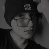 Poslechněte si interpreta undefined, sledujte hudební videa, přečtěte si životopis, podívejte se na data turné a další informace.