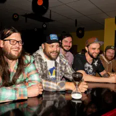 Ascolta Winston Ramble, guarda video musicali, leggi la biografia, vedi le date del tour & altro!