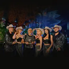 收听 Guayaba Orquesta、观看音乐视频、阅读小传、查看巡演日期等 ！