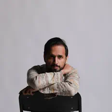 Alok Ranjan Srivastava을(를) 듣고, 뮤직 비디오를 보고, 약력을 읽고, 투어 일정 등을 확인하세요!
