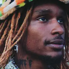 Unique Sixteen: песни, клипы, биография, даты выступлений и многое другое.