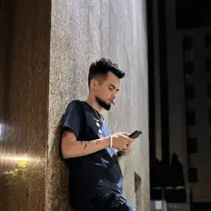 Keneea을(를) 듣고, 뮤직 비디오를 보고, 약력을 읽고, 투어 일정 등을 확인하세요!