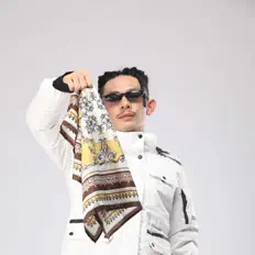 聆聽 TEN DO、觀看音樂影片、閱讀小傳、查看巡演日期等！