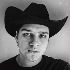 Listen to GALAVIZ, watch music videos, read bio, see tour dates & more!