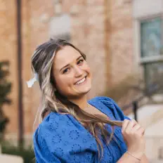 聆聽 Madi Kate、觀看音樂影片、閱讀小傳、查看巡演日期等！