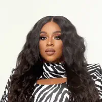 undefined सुनें, म्यूज़िक वीडियो देखें, बायो पढ़ें, दौरे की तारीखें और बहुत कुछ देखें!