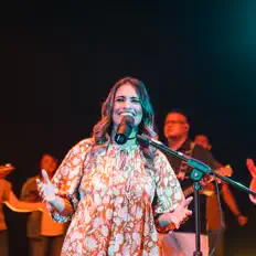 Dengarkan Nuevo Pacto, tonton video musik, baca bio, lihat tanggal tur & lainnya!