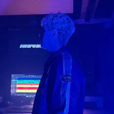 Maddmax을(를) 듣고, 뮤직 비디오를 보고, 약력을 읽고, 투어 일정 등을 확인하세요!