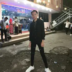 DJ ARILMUSABAを聴いたり、ミュージックビデオを鑑賞したり、経歴やツアー日程などを確認したりしましょう！