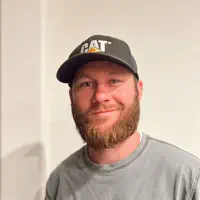 Poslechněte si interpreta undefined, sledujte hudební videa, přečtěte si životopis, podívejte se na data turné a další informace.