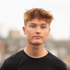 Ouve Marius Ryberg, vê vídeos de música, lê a biografia, vê as datas da digressão e muito mais!