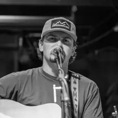 Poslechněte si interpreta Tannor Michael, sledujte hudební videa, přečtěte si životopis, podívejte se na data turné a další informace.