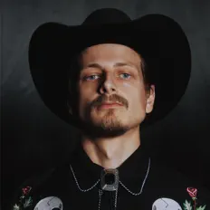 Listen to P'tit Belliveau, watch music videos, read bio, see tour dates & more!