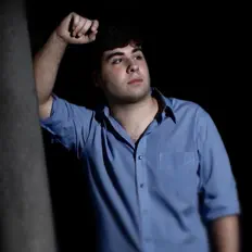 Ouça Antonio Zarco, assista a videoclipes, leia a biografia, veja as datas das turnês e mais!