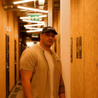 Listen to Pieter T, watch music videos, read bio, see tour dates & more!