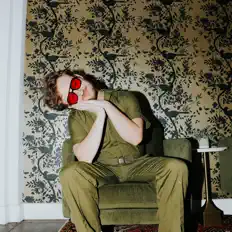 Ouça Jack Holliday, assista a videoclipes, leia a biografia, veja as datas das turnês e mais!