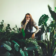 收听 David Deutsch、观看音乐视频、阅读小传、查看巡演日期等 ！