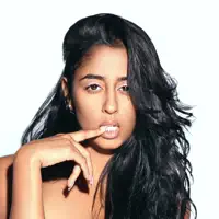 undefined सुनें, म्यूज़िक वीडियो देखें, बायो पढ़ें, दौरे की तारीखें और बहुत कुछ देखें!