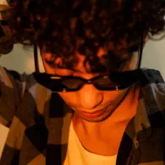 Jayy Prince dinle, müzik videolarını izle, biyografisini oku, tur tarihlerini ve daha fazlasını gör!