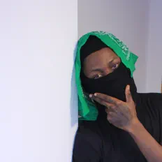 Ακούστε περιεχόμενο από Highlife, παρακολουθήστε μουσικά βίντεο, διαβάστε το βιογραφικό, δείτε ημερομηνίες περιοδείας, και πολλά ακόμη!