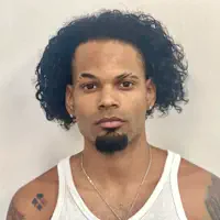 Dengarkan undefined, tonton video musik, baca bio, lihat tanggal tur & lainnya!