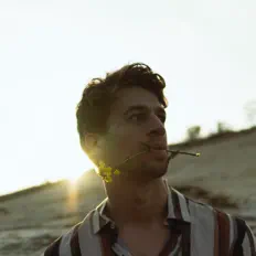 收听 Mike Ruby、观看音乐视频、阅读小传、查看巡演日期等 ！