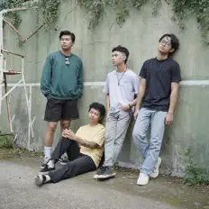 Dengarkan Fake Depth, tonton video musik, baca bio, lihat tanggal tur & lainnya!