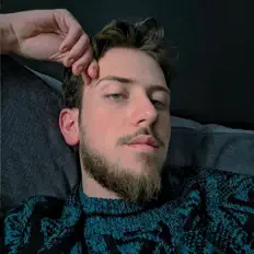 Luister naar Njäll, bekijk muziekvideo's, lees de bio, bekijk de tourdata, en meer!