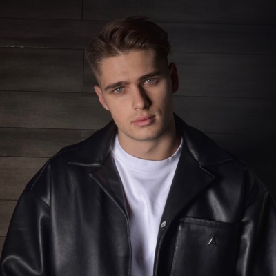 Listen to Roby Lion, watch music videos, read bio, see tour dates & more!