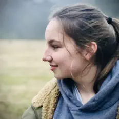Ascolta Maggie-Rose, guarda video musicali, leggi la biografia, vedi le date del tour & altro!