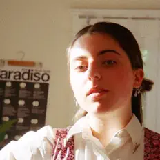 Poslechněte si interpreta Sofia Wolfson, sledujte hudební videa, přečtěte si životopis, podívejte se na data turné a další informace.