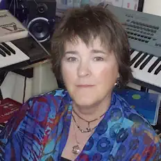 Listen to Shirley Cason, watch music videos, read bio, see tour dates & more!