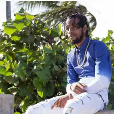 Synnocent Gadを聴いたり、ミュージックビデオを鑑賞したり、経歴やツアー日程などを確認したりしましょう！