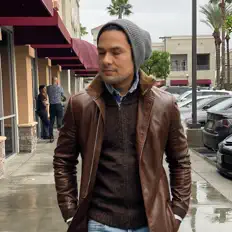 Emmanuel Garduñoを聴いたり、ミュージックビデオを鑑賞したり、経歴やツアー日程などを確認したりしましょう！