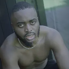 Poslechněte si interpreta Da'ziiz, sledujte hudební videa, přečtěte si životopis, podívejte se na data turné a další informace.