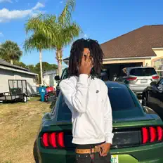 收听 Quan 3x、观看音乐视频、阅读小传、查看巡演日期等 ！