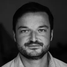 Markus Hörhanを聴いたり、ミュージックビデオを鑑賞したり、経歴やツアー日程などを確認したりしましょう！