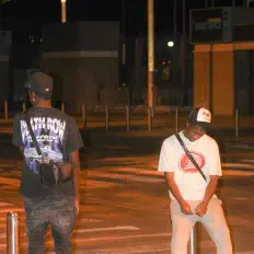 Listen to La Nstra, watch music videos, read bio, see tour dates & more!