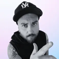Hör dir Dj Disc an, schau dir Musikvideos an, lies die Biografie, finde Tourdaten und mehr!