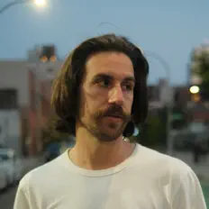 Luister naar Mike Tedesco, bekijk muziekvideo's, lees de bio, bekijk de tourdata, en meer!