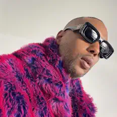 Posłuchaj wykonawcy Steph Ocho, obejrzyj teledyski, przeczytaj biografię, zobacz daty tras koncertowych i nie tylko!